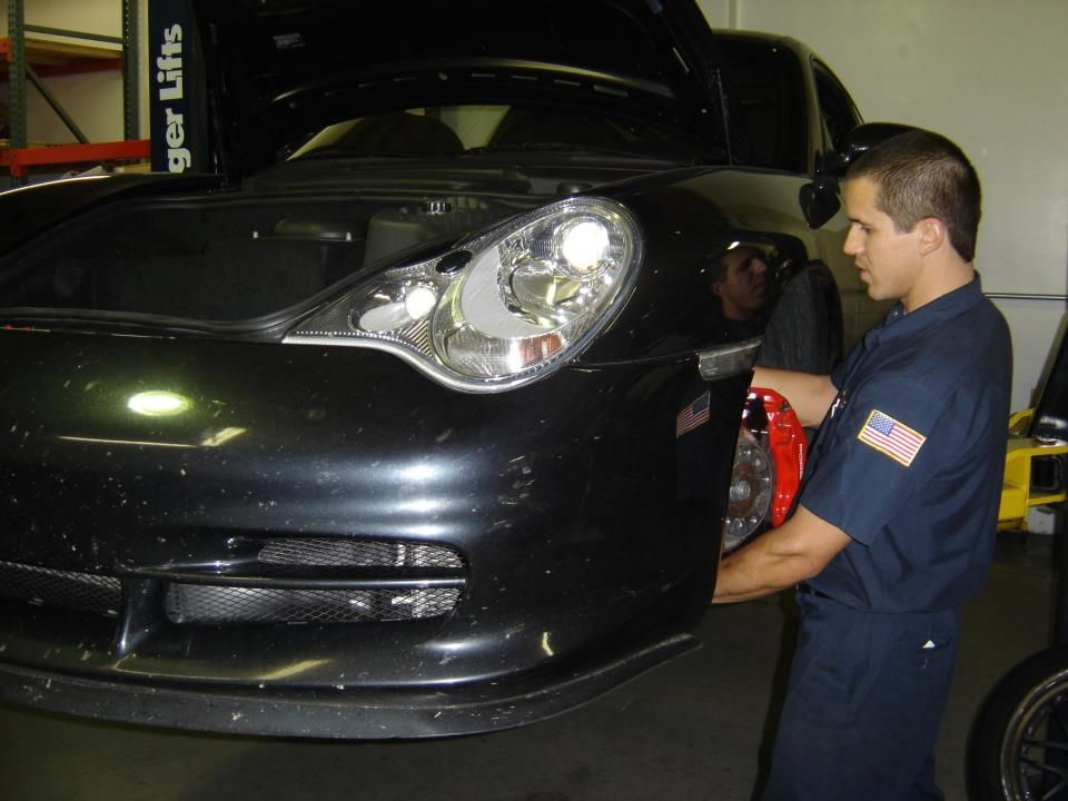 joseph leggs fixing car